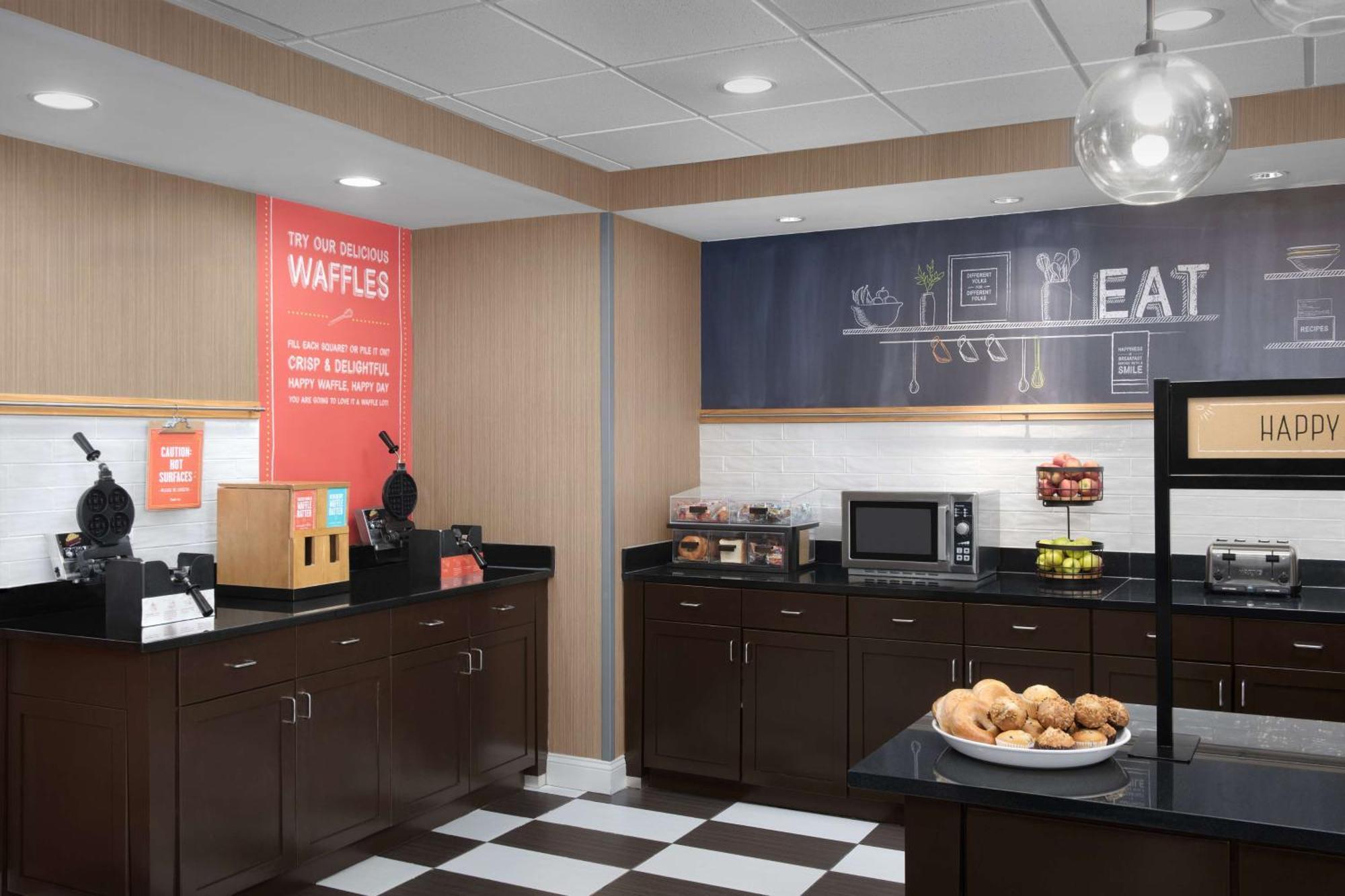 Hampton Inn Statesboro Bagian luar foto