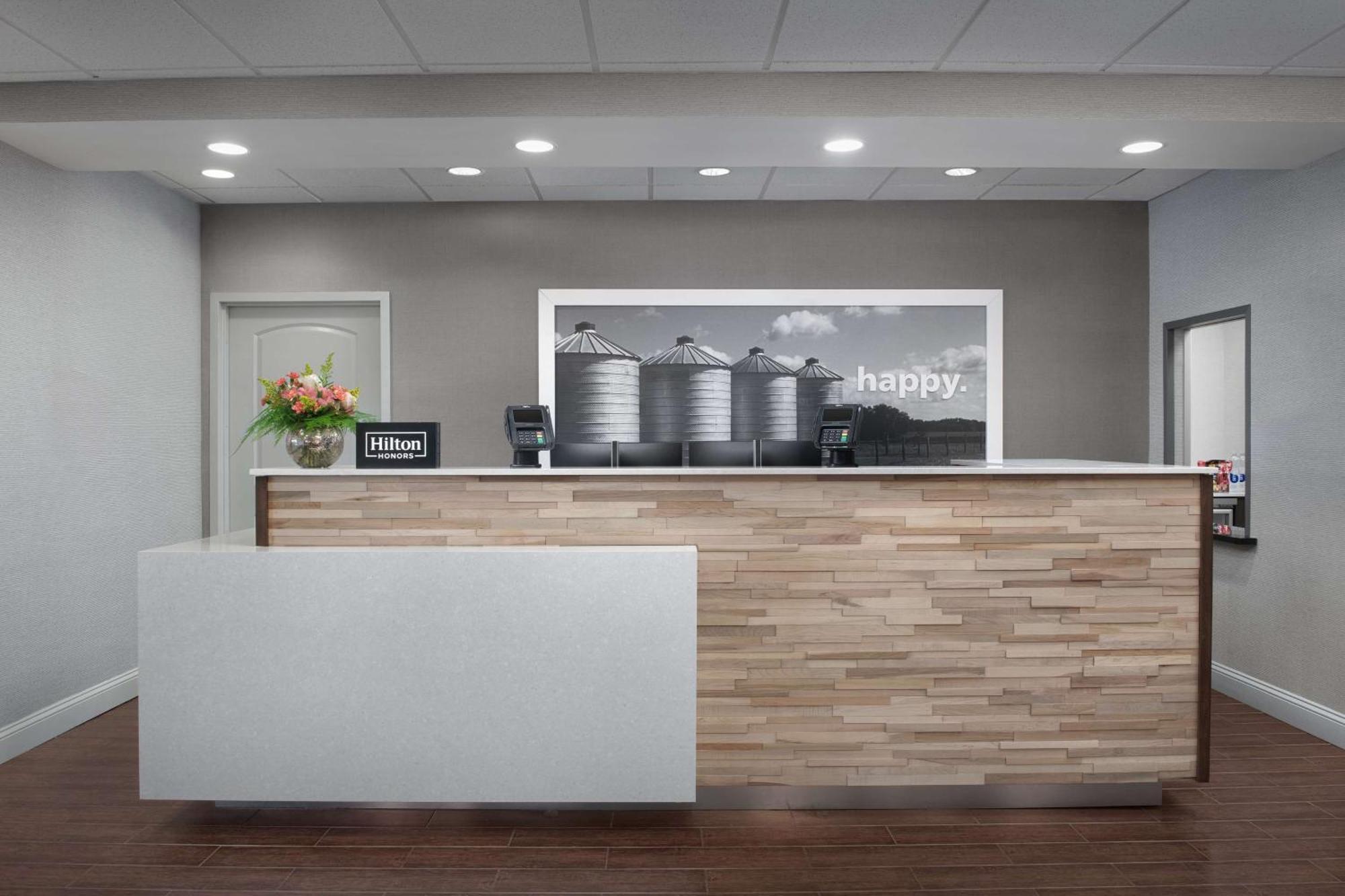 Hampton Inn Statesboro Bagian luar foto